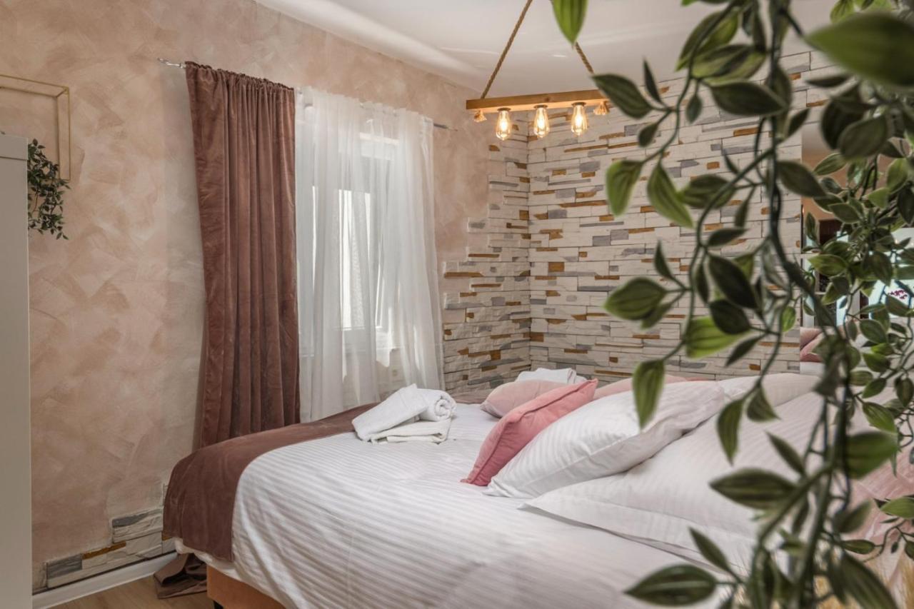 Piccola Villa Adriatic With A Swimming Pool, Grill, Children Playground Opatija Ičići Exterior foto