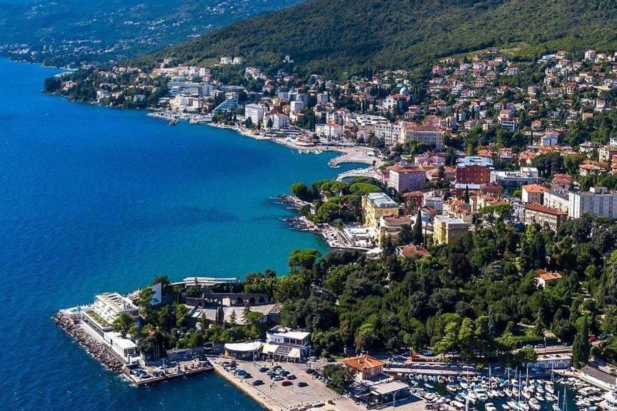 Piccola Villa Adriatic With A Swimming Pool, Grill, Children Playground Opatija Ičići Exterior foto